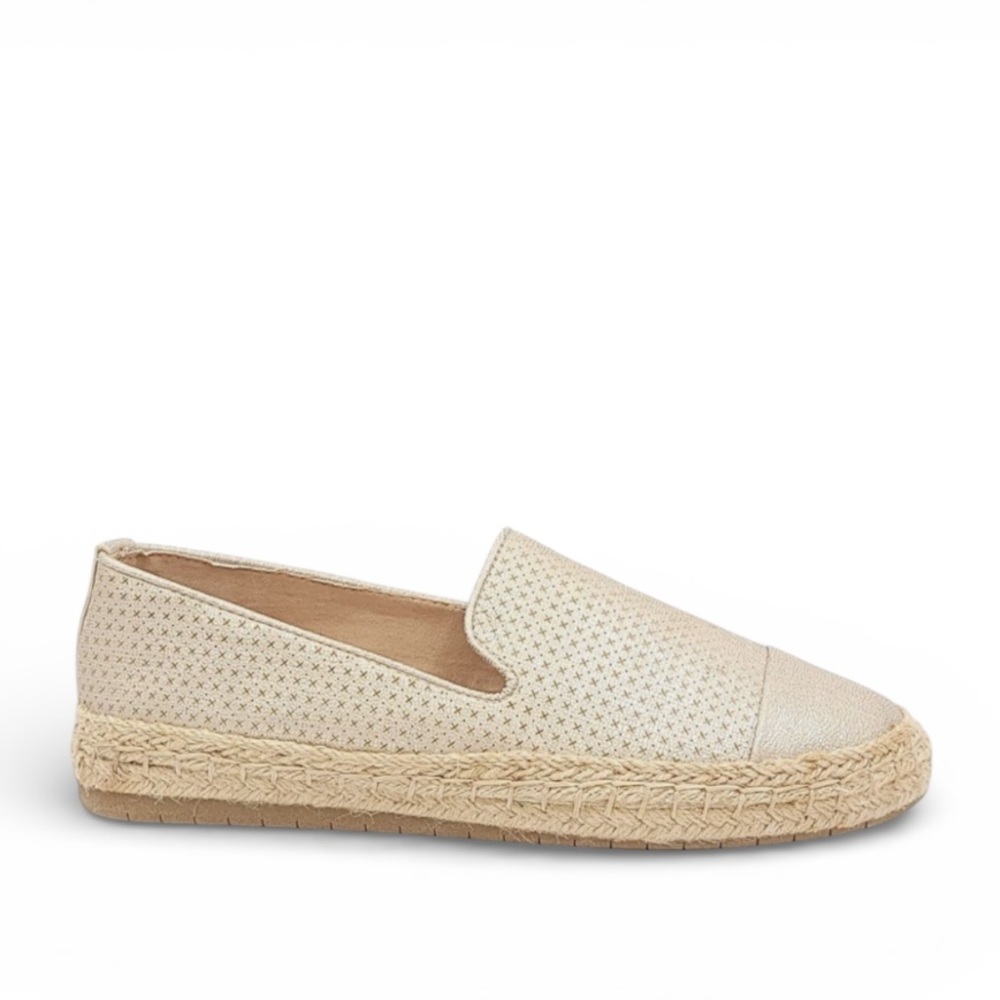 Charter Club Women SlipOn
Espadrille Loafers Jonii Platino Gold New in Box/Sz7.5